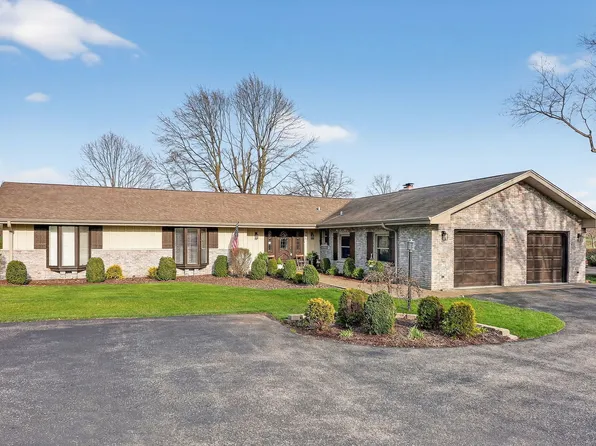 686 Golf Club Ln, Frankfort, IL 60423