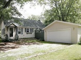 808 S Grant Ave, Three Rivers, MI 49093