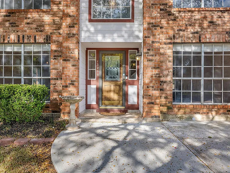13206 Tamayo Dr — Photo 23