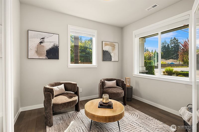 4th image of 8609 244th Street SW #11