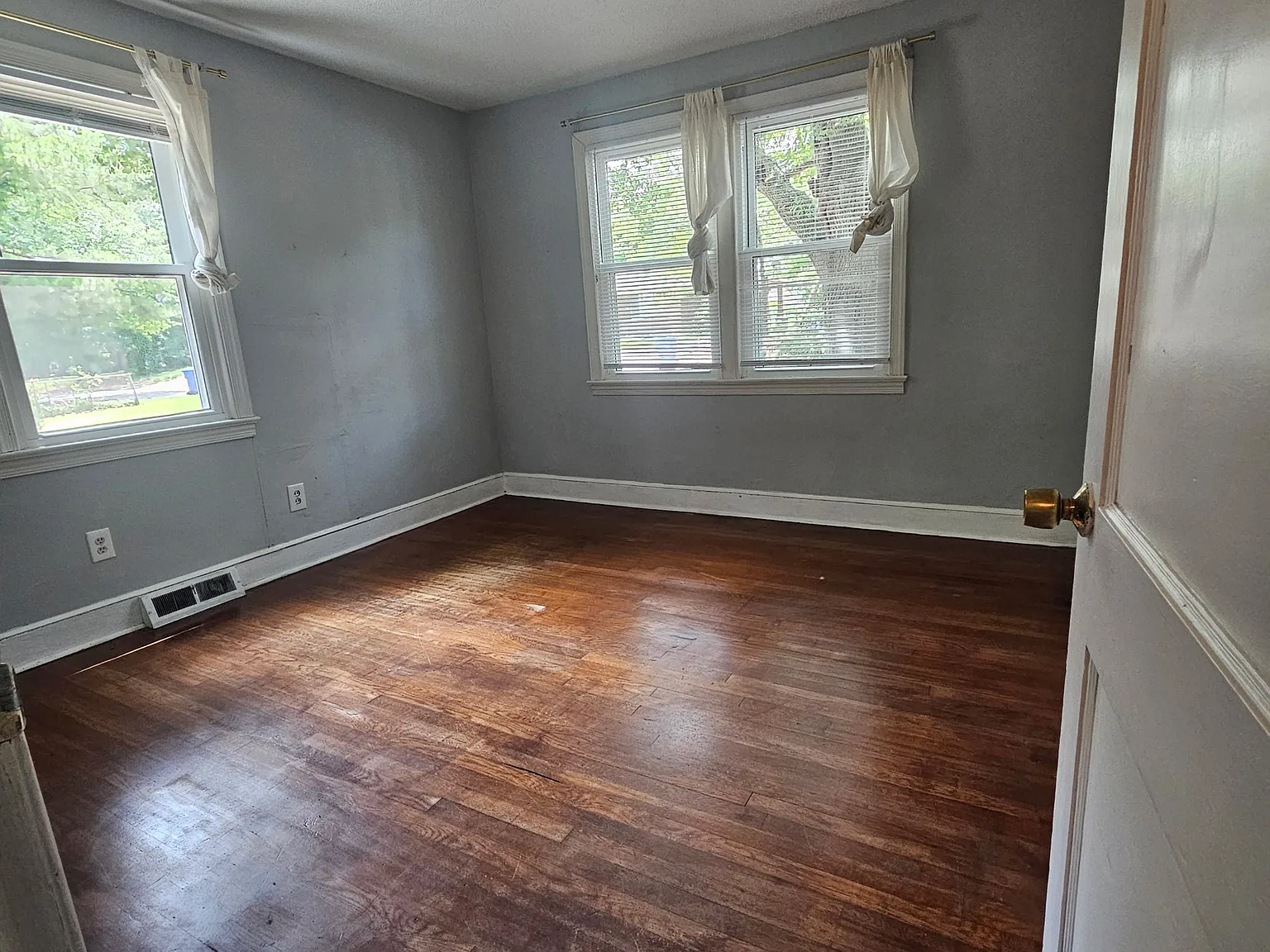 3 bed, 1188 sqft, $1,600 — Photo 3