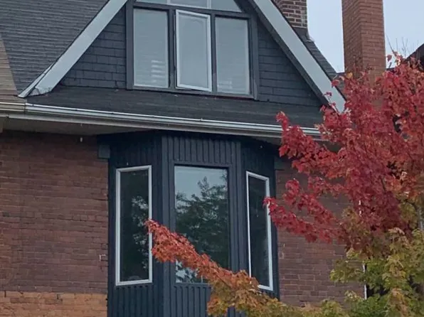 10 Wroxeter Ave, Toronto, ON M4K 1J6
