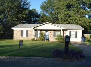 456 Dogwood Cv, Marion, AR 72364