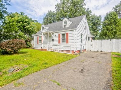 88 Surrey Rd, Springfield, MA, 01118