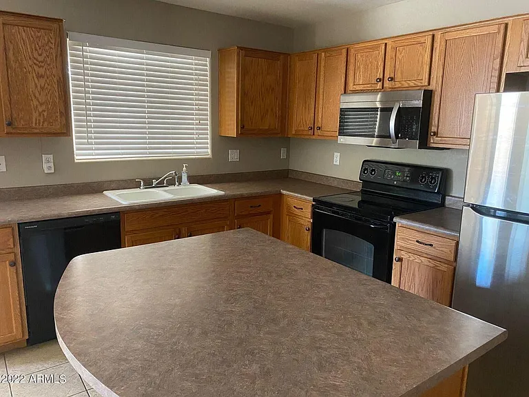 3441 E Anika Ct — Photo 8