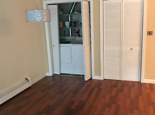 307 Springbrook Cir, Portsmouth, NH 03801