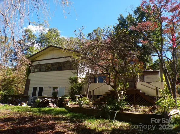 620 Hutch Mountain Rd, Fletcher, NC 28732