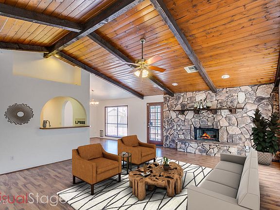 2nd image of 3821 W Waltann Ln