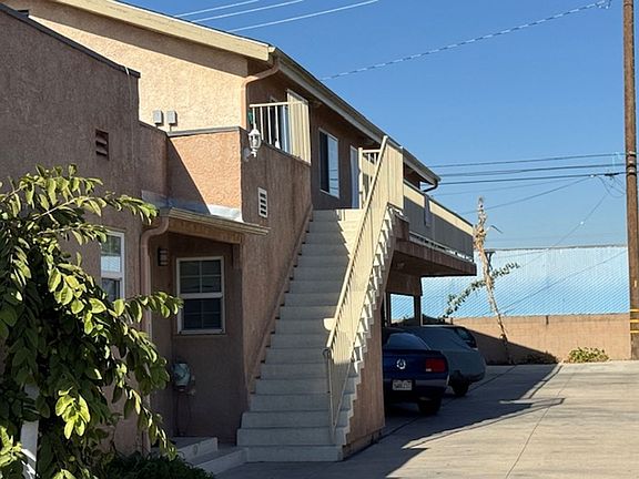 2nd image of 253 E Plymouth St #257
