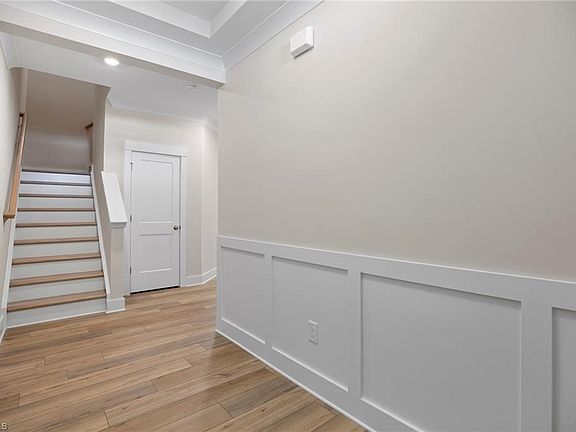 3rd image of 1201 Harbor Crossing Way