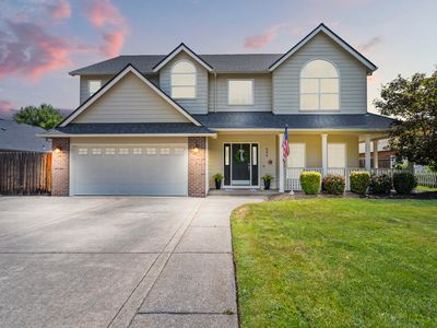 550 Carriage Ln, Jacksonville, OR, 97530