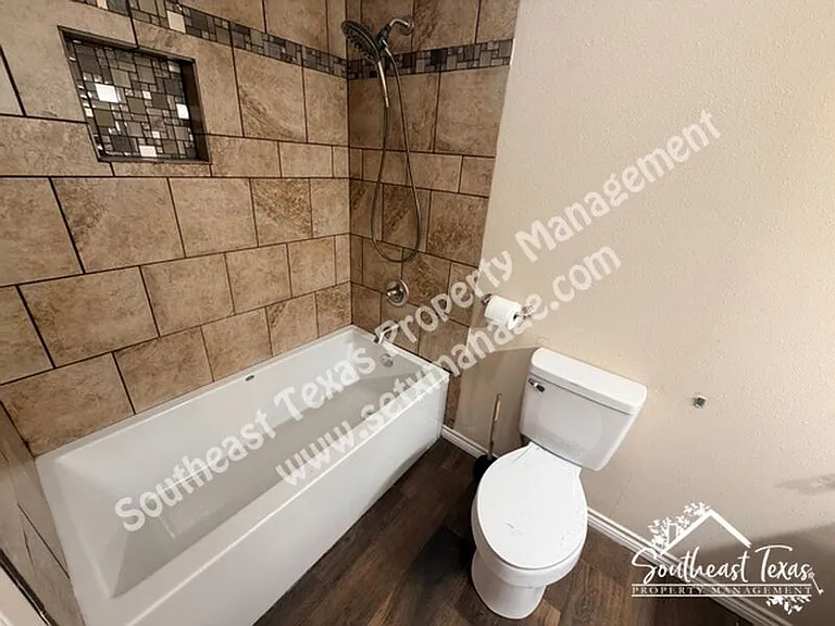 6033 Reba Dr — Photo 10