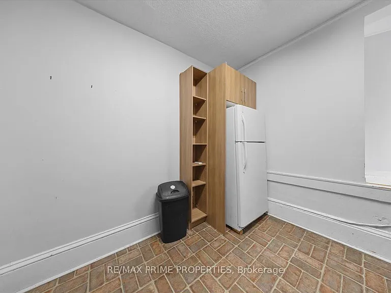 155 Stewart St #5 — Photo 6