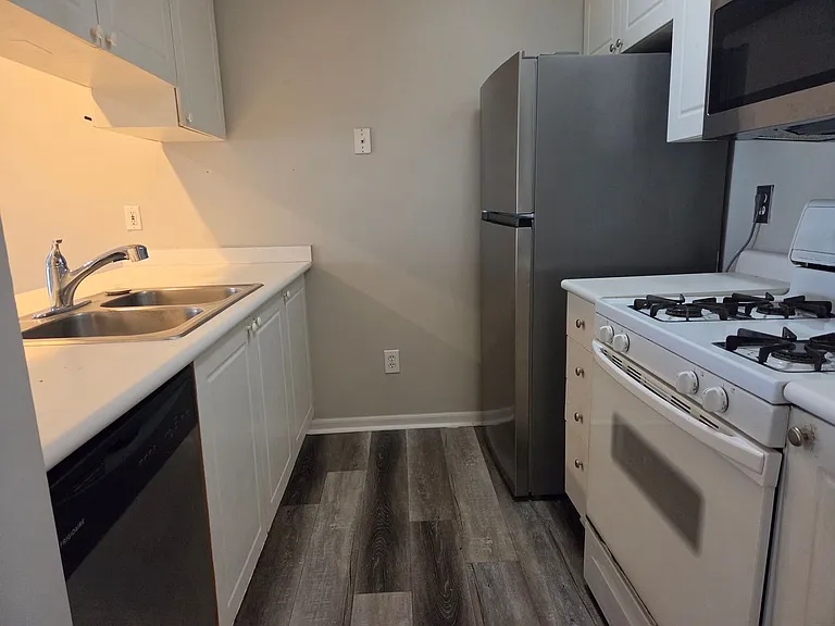 6696 Axtel Dr — Photo 8