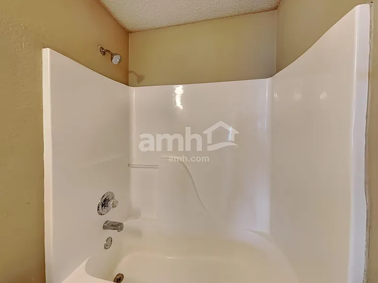 3083 Newtons Crest Cir — Photo 14