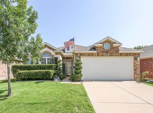 8924 Trailblazer Dr, Aubrey, TX 76227