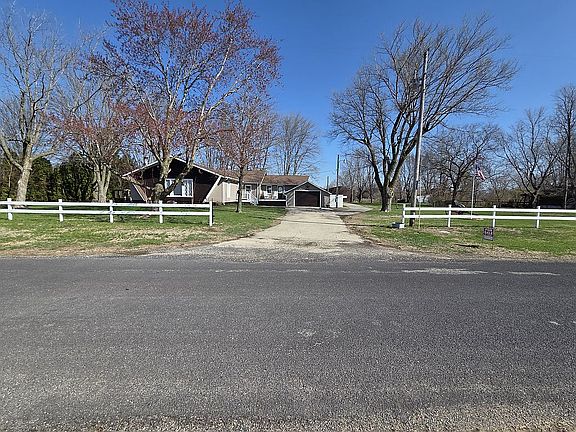4th image of 10600 Osage Rd