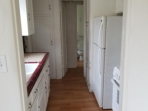 5th image of 4432 1/2 Utah St #4432-1/2