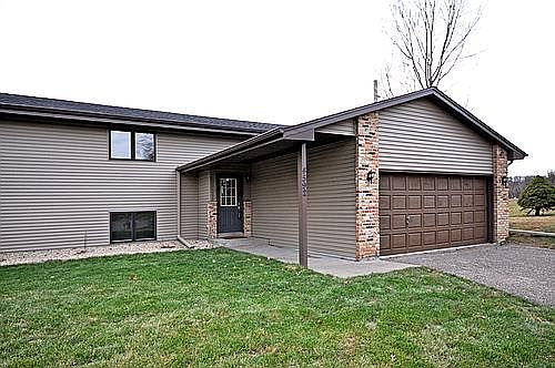 1st image of 4592 Cantebury Cir