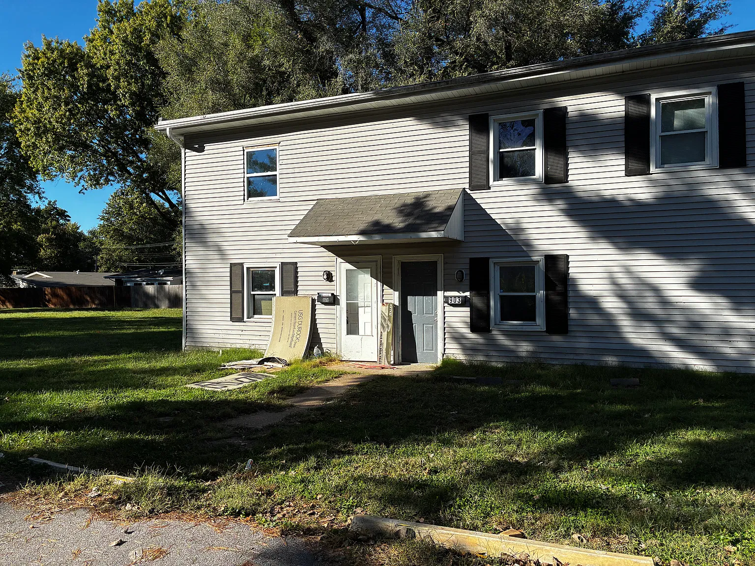 2 bed, 1000 sqft, $800 — Photo 2