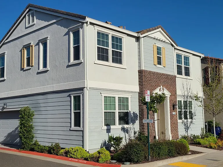 186 Colner Cir — Photo 2