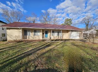 504 S 6th St, Thayer, MO 65791