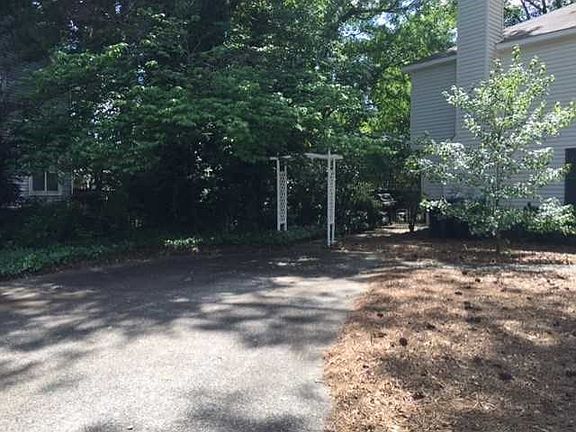 3rd image of 2412 Deodara Ct