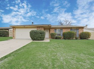 7143 Hedge Dr, Dallas, TX 75249