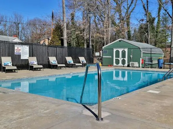 Ridgeview Apartments