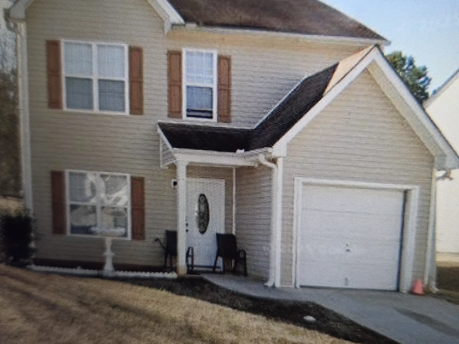 4 bed, 1526 sqft, $1,800 — Photo 1