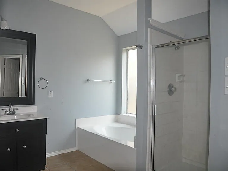 20906 Springport Ct — Photo 13