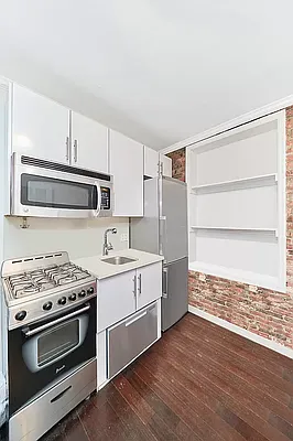 Rented by Living New York | media 1