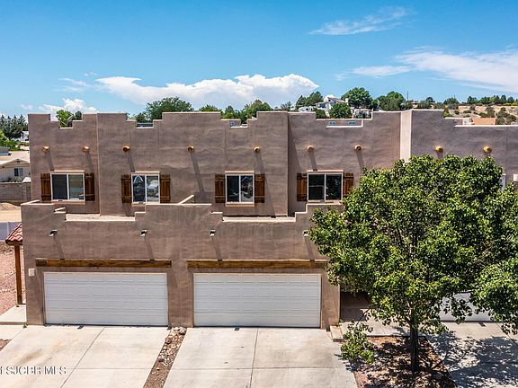 2nd image of 1955 Hollyhock Cir