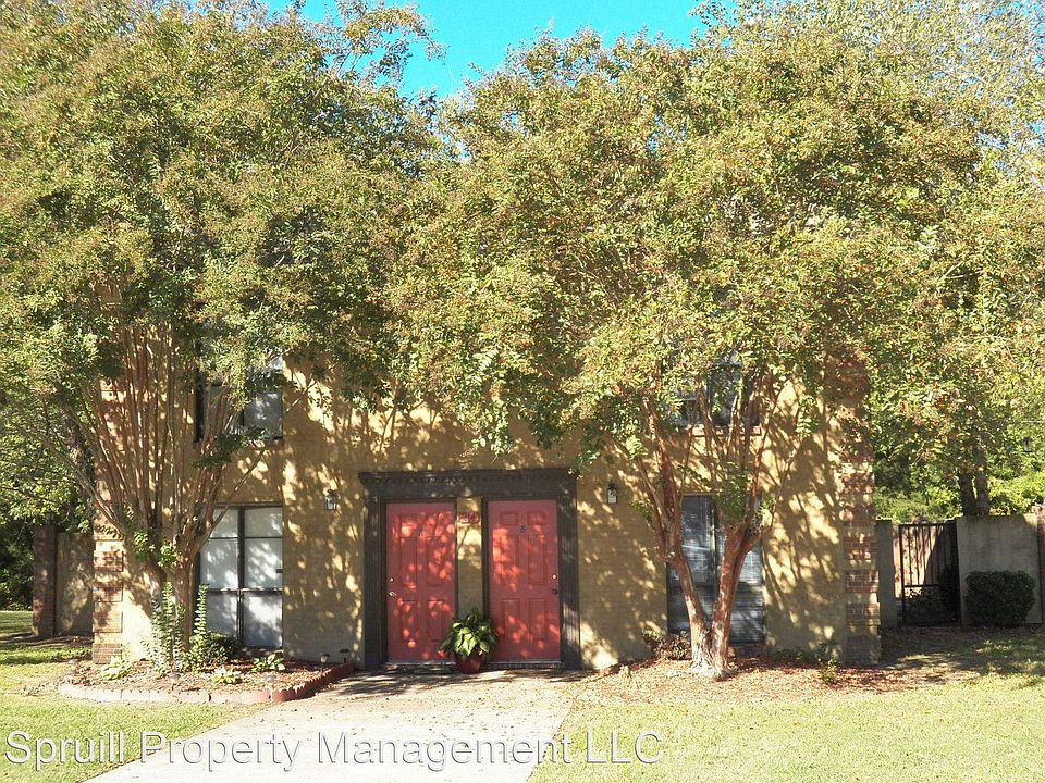 1st image of 214 Helen Cir #A