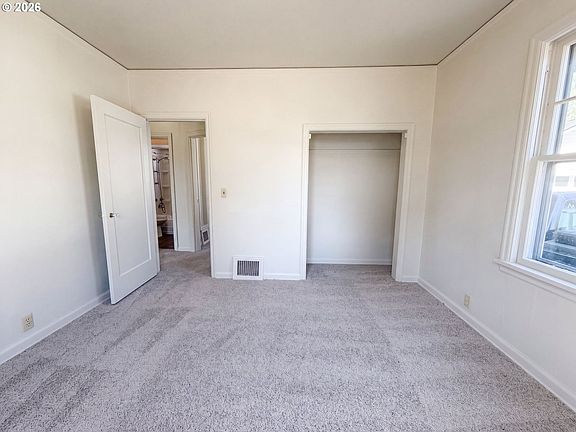 3rd image of 4815 SE 99th Ave