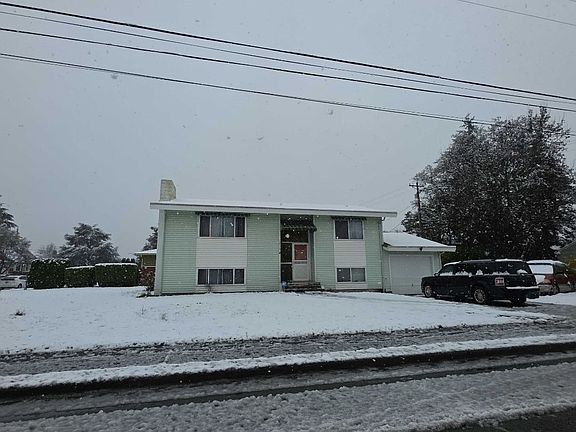 2nd image of 1616 S Cedar St