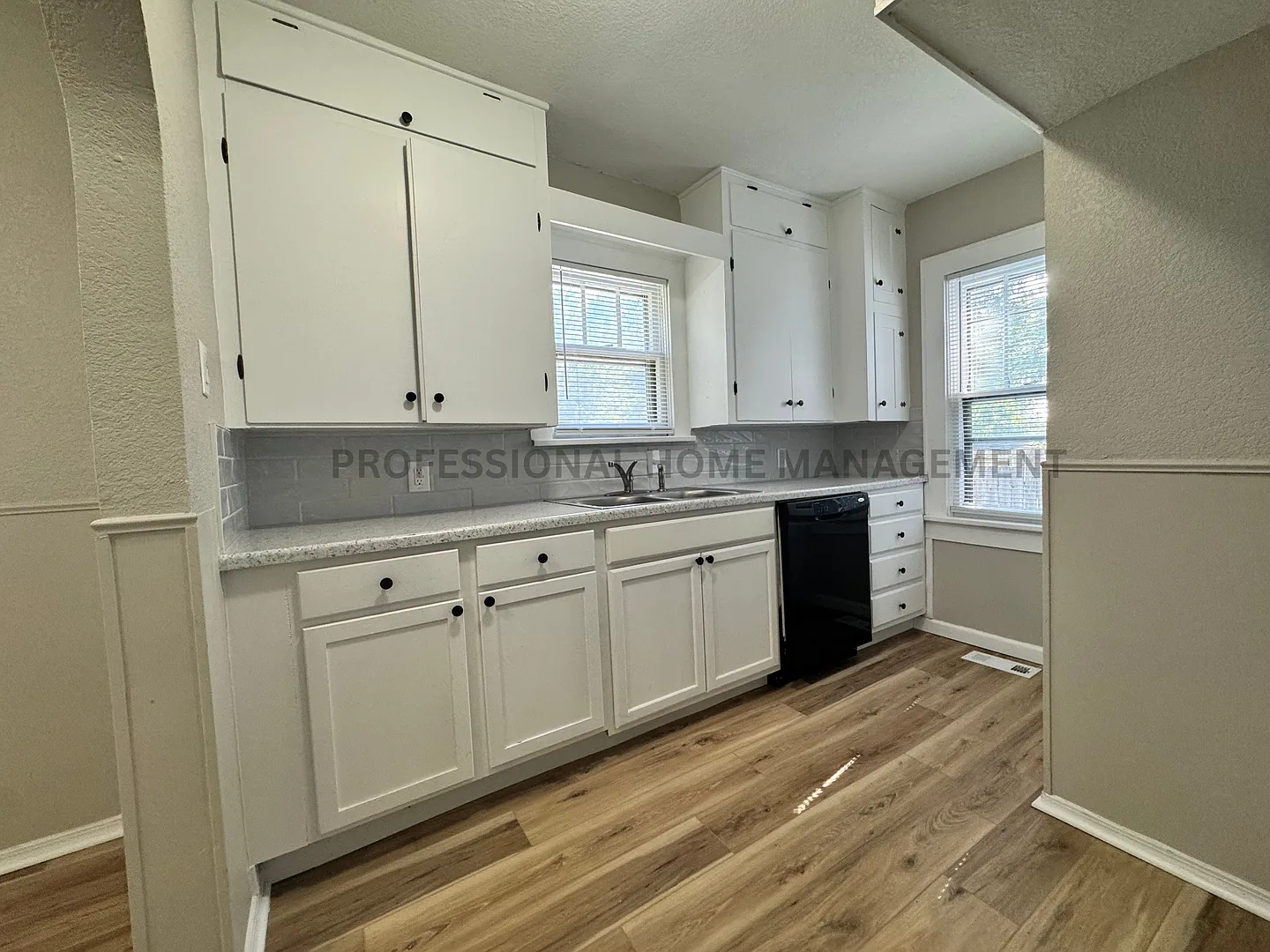 Coming soon! Don't miss your chance on this one-of-a-kind property! — Photo 3