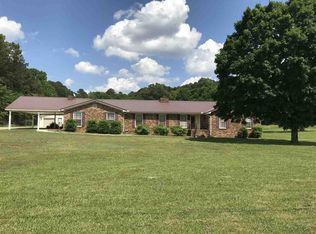 1087 Kay Rd, Laceys Spring, AL 35754
