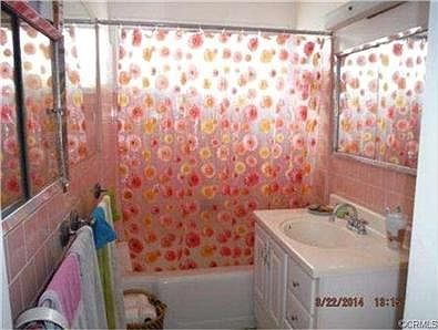 5th image of 3445 Cricklewood St