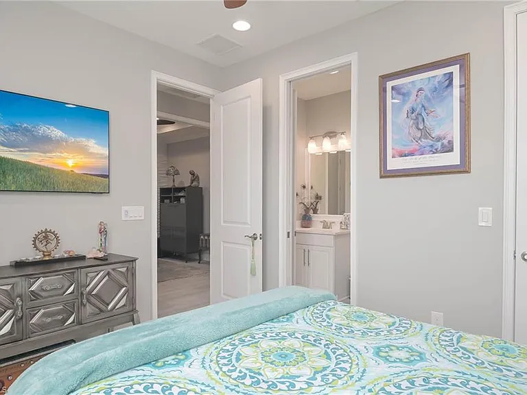 8013 Calle Canovas Ct — Photo 20