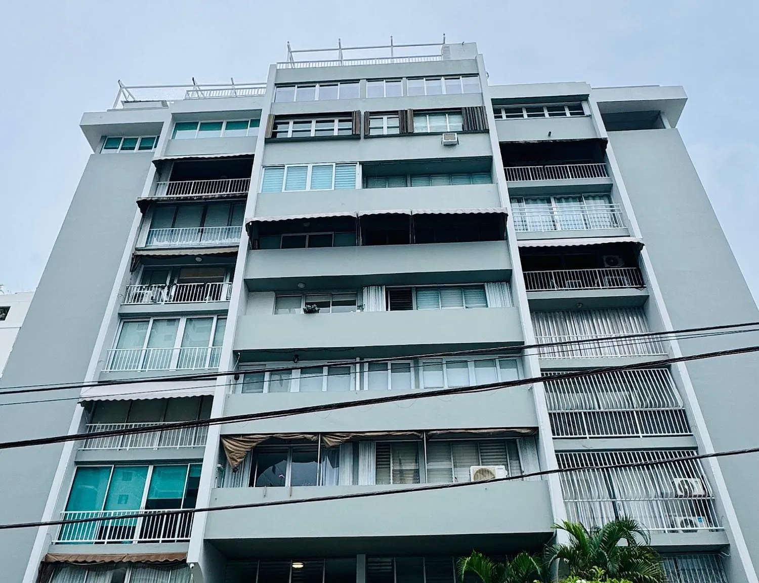 Taft Towers, 55-61 Calle Taft (Condominio) — Photo 1