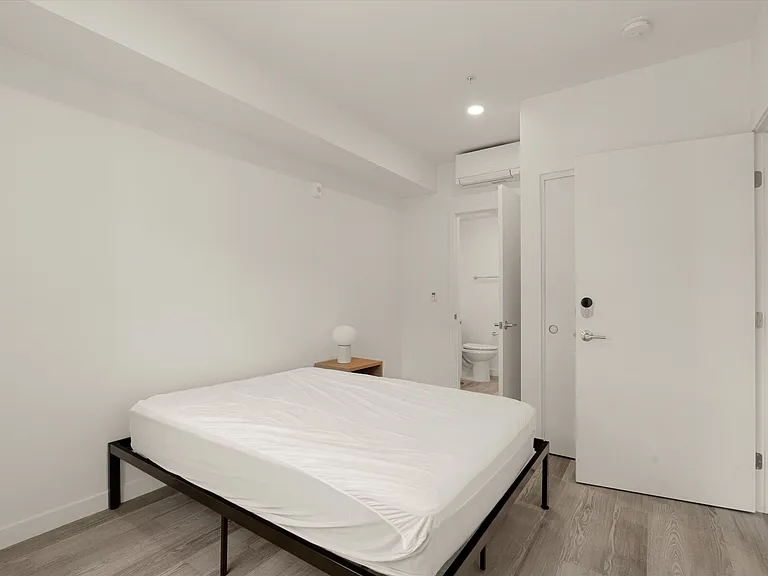 8833 Reading Ave Apartments — Photo 33