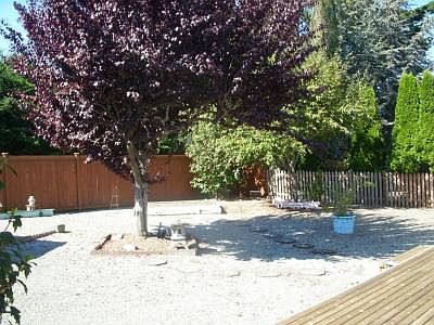 5th image of 1542 S East Camano Dr