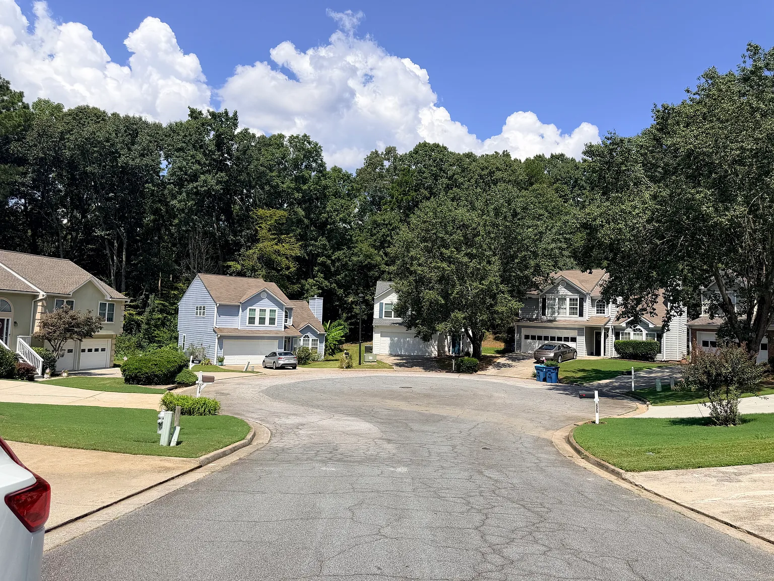 3 bed, 2.5 bath, 1670 sqft, $2,295 — Photo 4