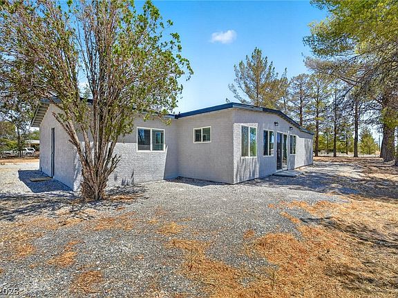 4th image of 1470 Meier Dr