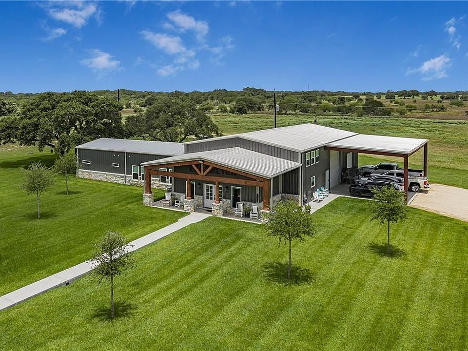 1st image of 686 Rappold Rd