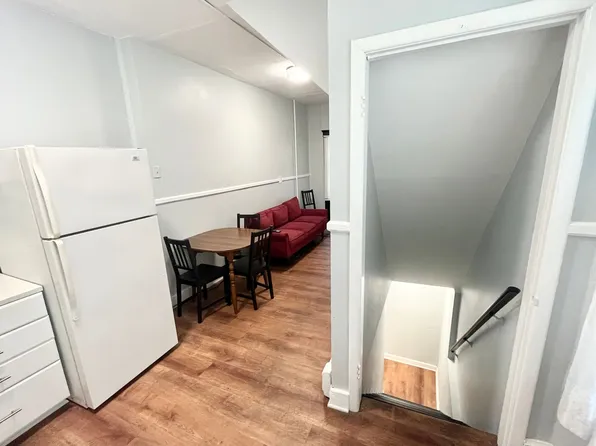 56 Hillside Pl, New Haven, CT