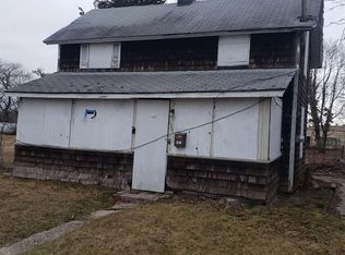 139 Arnold Ave, West Babylon, NY 11704