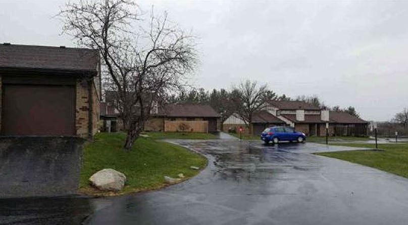 2nd image of 8935 Fox Glove Way