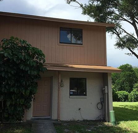 2nd image of 4001 Oak Limb Ct